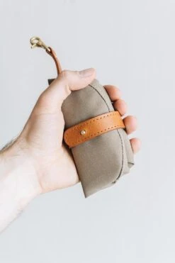 Bol De Voyage Pour Chien Pliable Melo Band & Roll -Produits Chien Chat Magasin Melobigtan 540x 2302b2d6 bf15 4f54 b89e bb9efa59b972