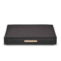 Lit Pour Chien Design TOVE 7 Lit Pour Chien Design TOVE -Produits Chien Chat Magasin TOVE Cushion Anthracite 1024x1024 a1a2f962 2a2f 45bb b0bf 2f2ea925cc5d