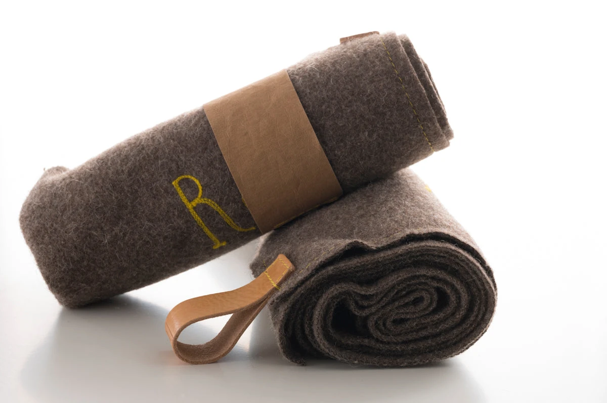 Couverture En Laine Recyclée Ansel Duepuntootto 8 Couverture En Laine Recyclée Ansel Duepuntootto – Image 6